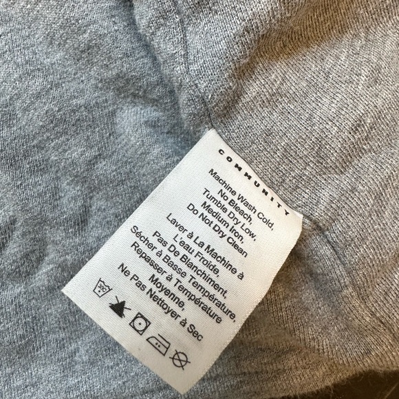 Oversized community from Aritzia hoodie jacket sweater size M super warm comfy - Picture 3 of 3